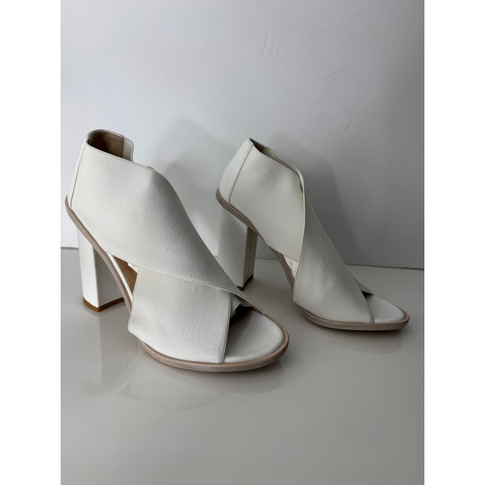 NIB Marina Rinaldi Loira White Leather Stretch Platform Heels EU 39 US 9